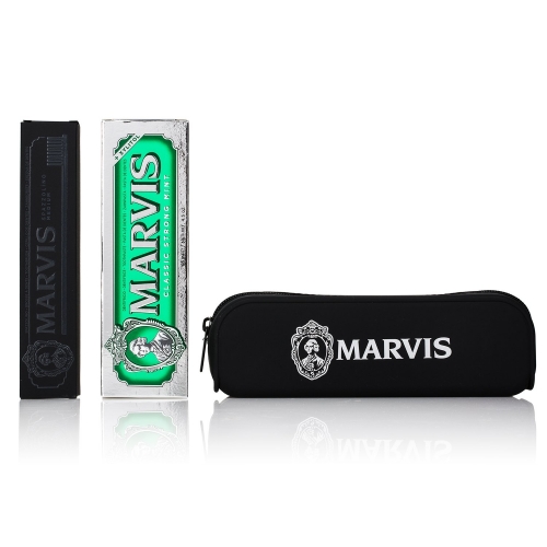 MARVIS Дорожный набор (в наборе: зубная щетка c нейлоновой щетиной средней жесткости, Зубная паста "Классическая Насыщенная Мята" 85 мл)